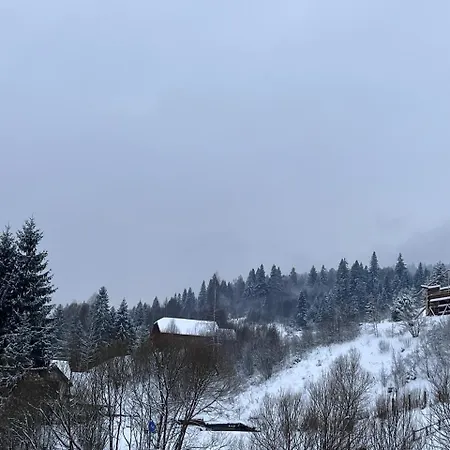 Riverhill 2-4 осіб Slavsko