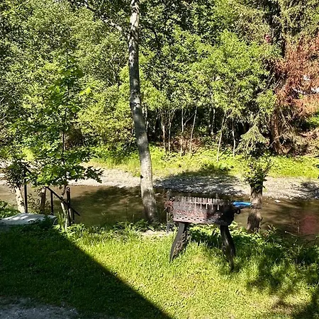 Hébergement de vacances Riverhill 2-4 осіб *